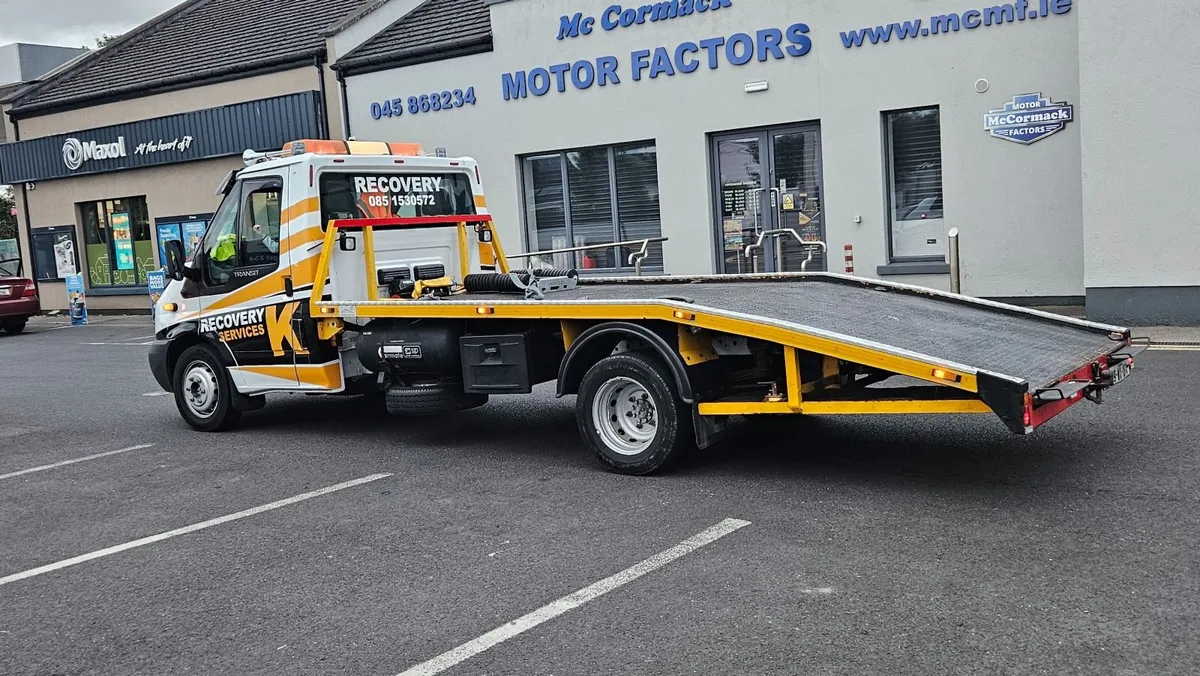 Ford Transit recovery truck - Image 4