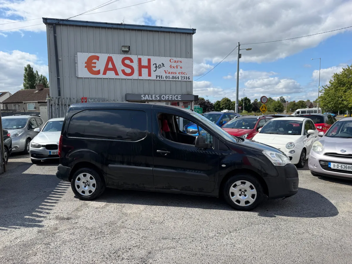 Peugeot Partner 2016 tax08/26 and doe 03/27 - Image 1