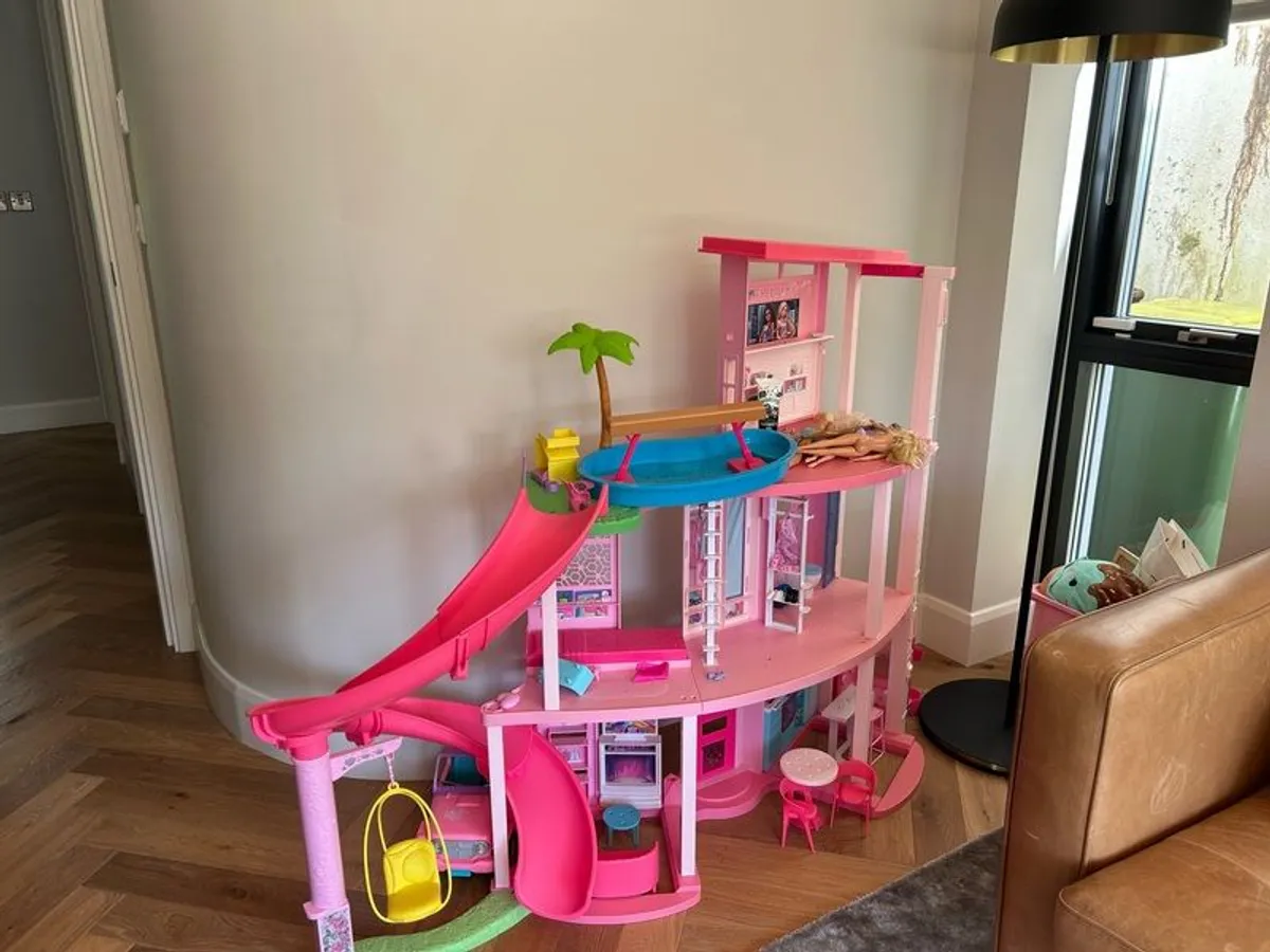barbie dream house - Image 2