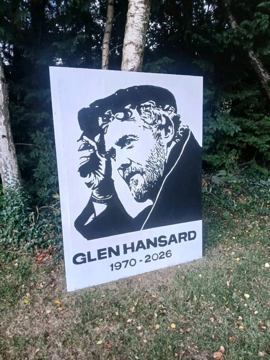 GLEN HANSARD MURAL - Image 1