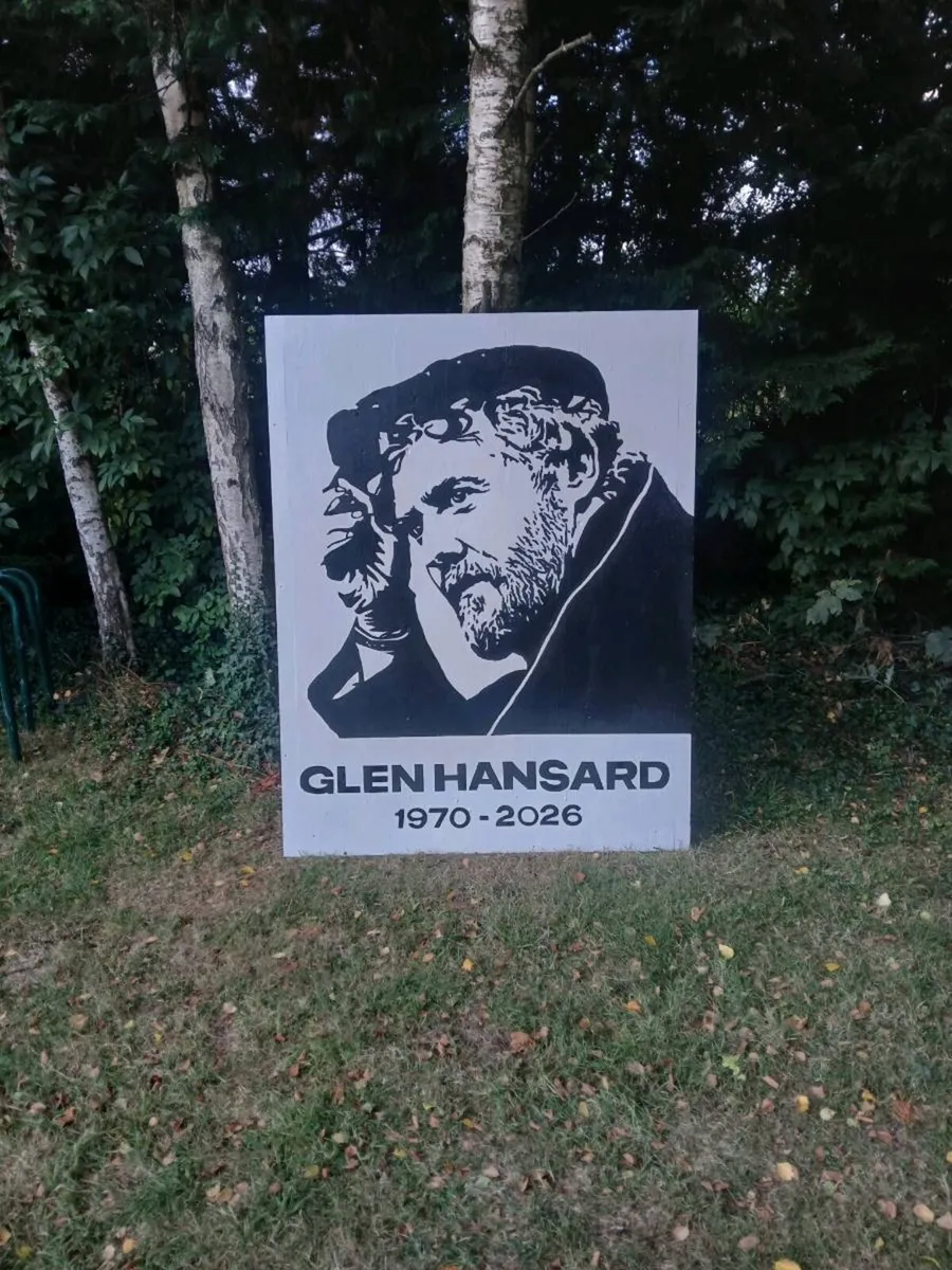 GLEN HANSARD MURAL - Image 2