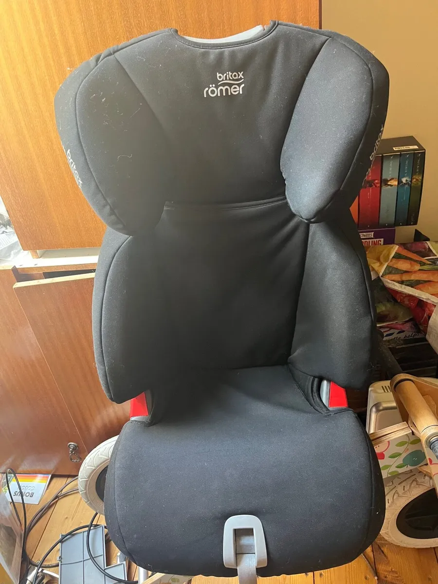 Child booster seat - Image 2