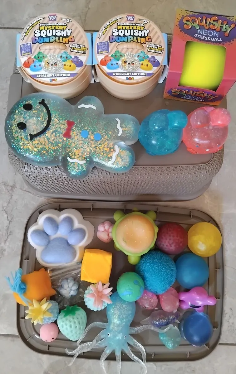 Squishy bundle -Squishy Mystery Dumpling, Nee-doh - Image 1