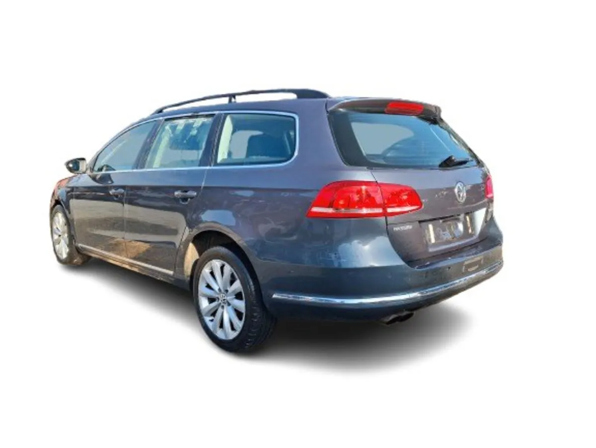 2010 VOLKSWAGEN PASSAT For Breaking/Dismantling - Image 4