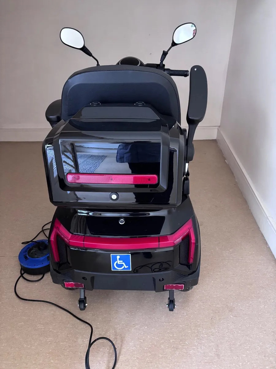 Luxury Mobility Scooter - Image 2