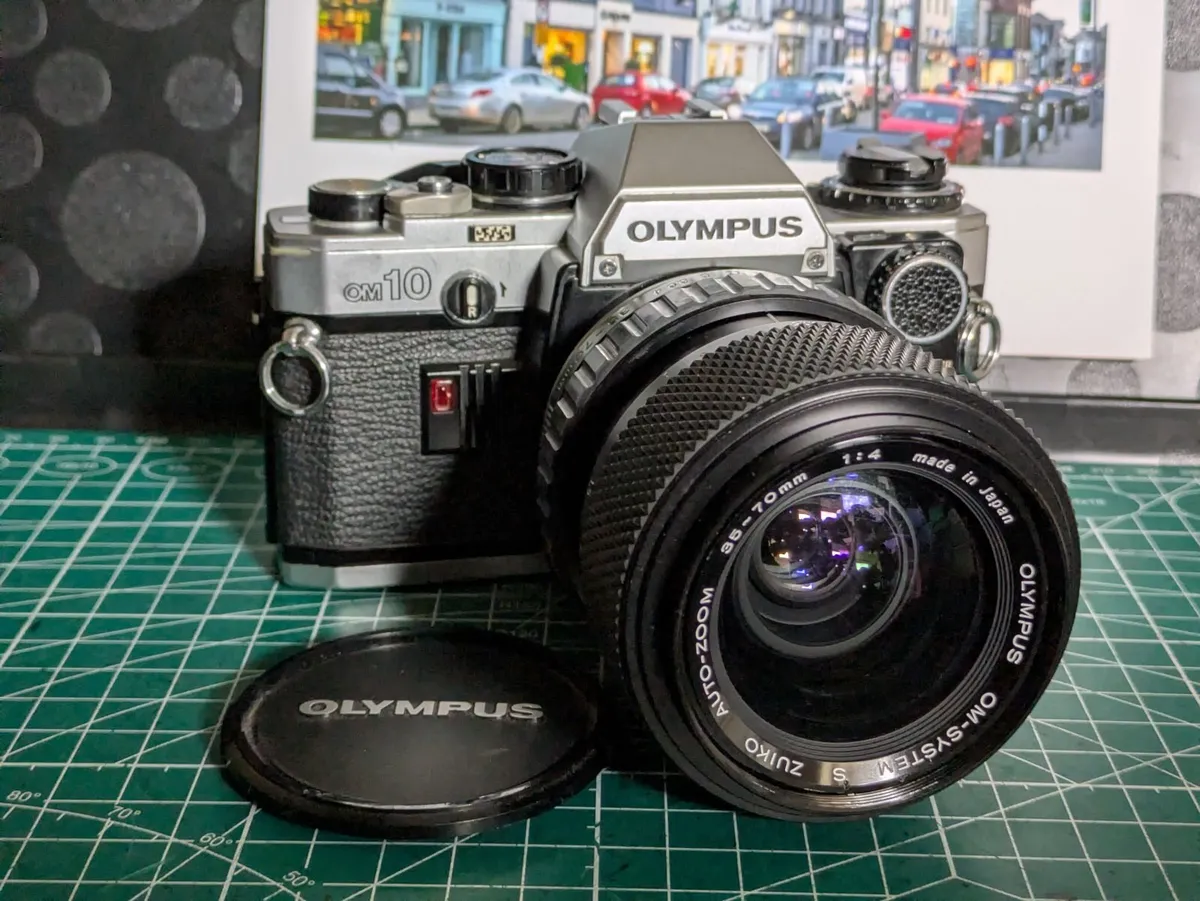 🎞️ Olympus OM10 + Zuiko Zoom 35-70mm f4 💥 - Image 1