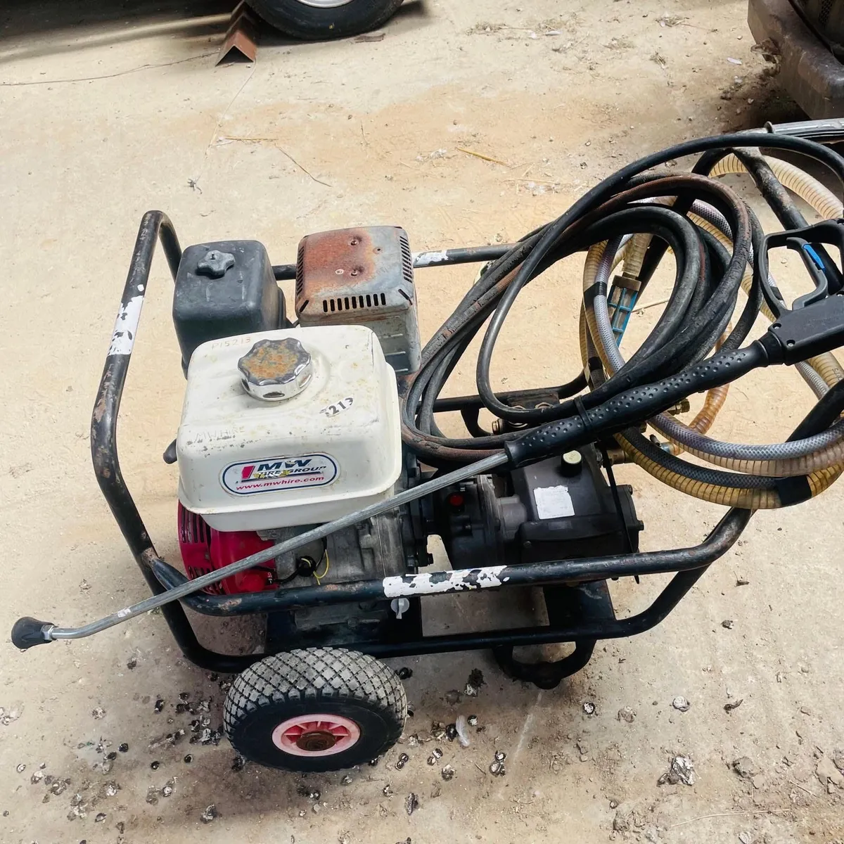 Power washer petrol engine - Image 1