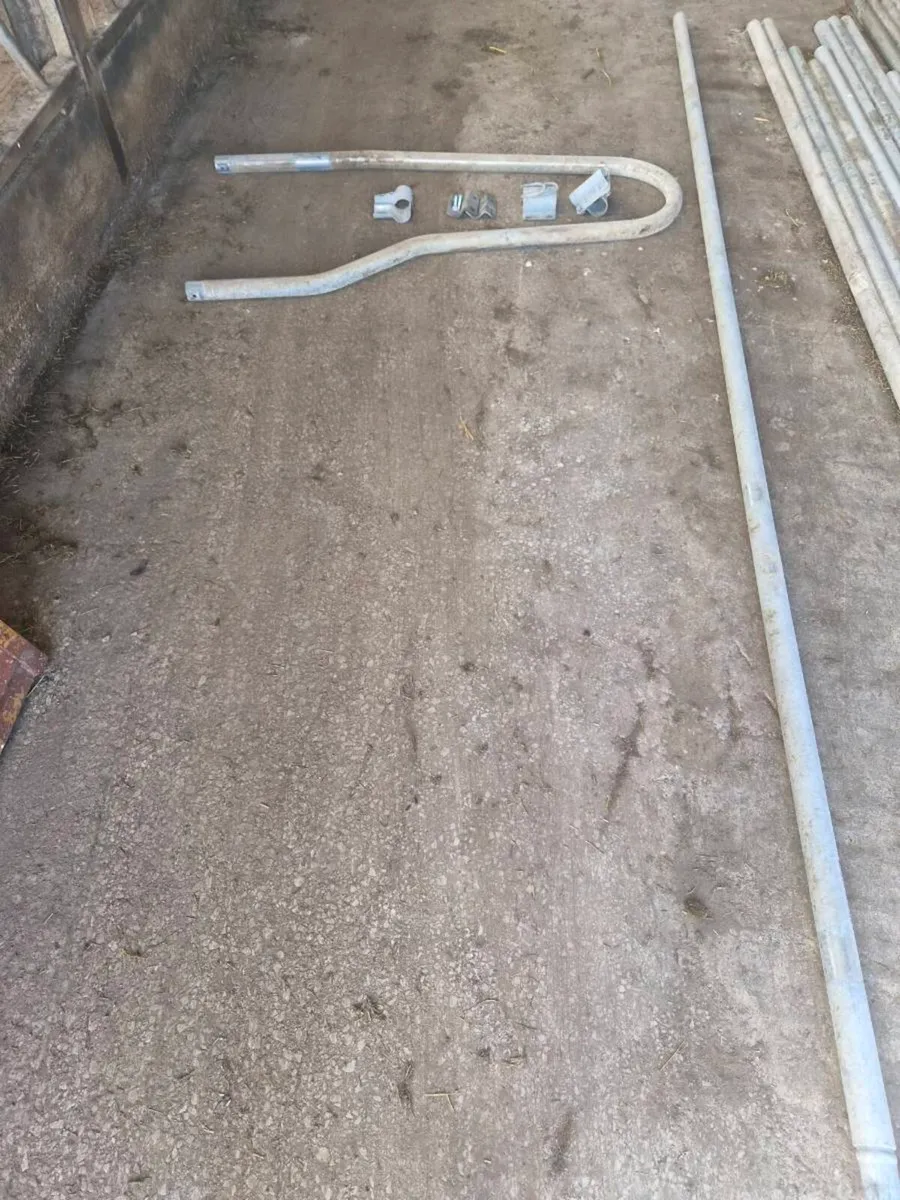 FOR SALE: O' Donovan Engineering 6ft Cubicles - Image 1