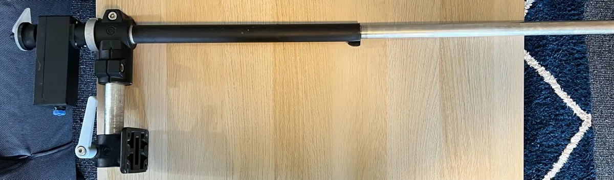 Livescope electric fishing pole - Image 1