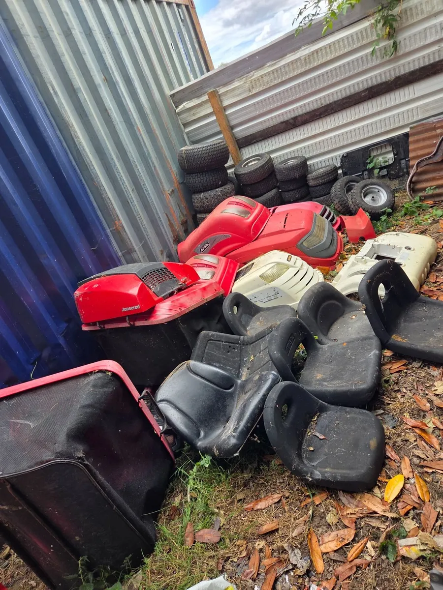 Lawnmower parts job lot - Image 2