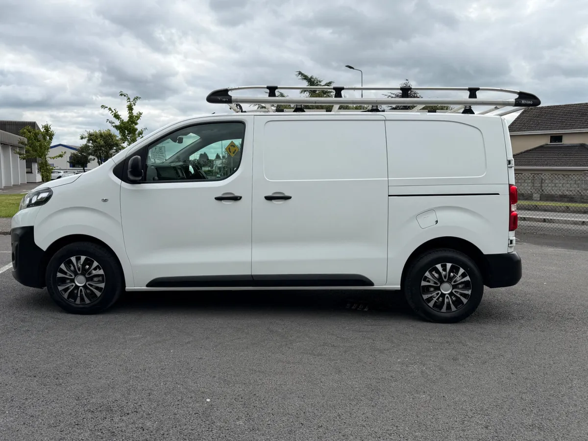 ABSOLUTELY IMMACULATE 2019 CITREON DISPATCH - Image 4