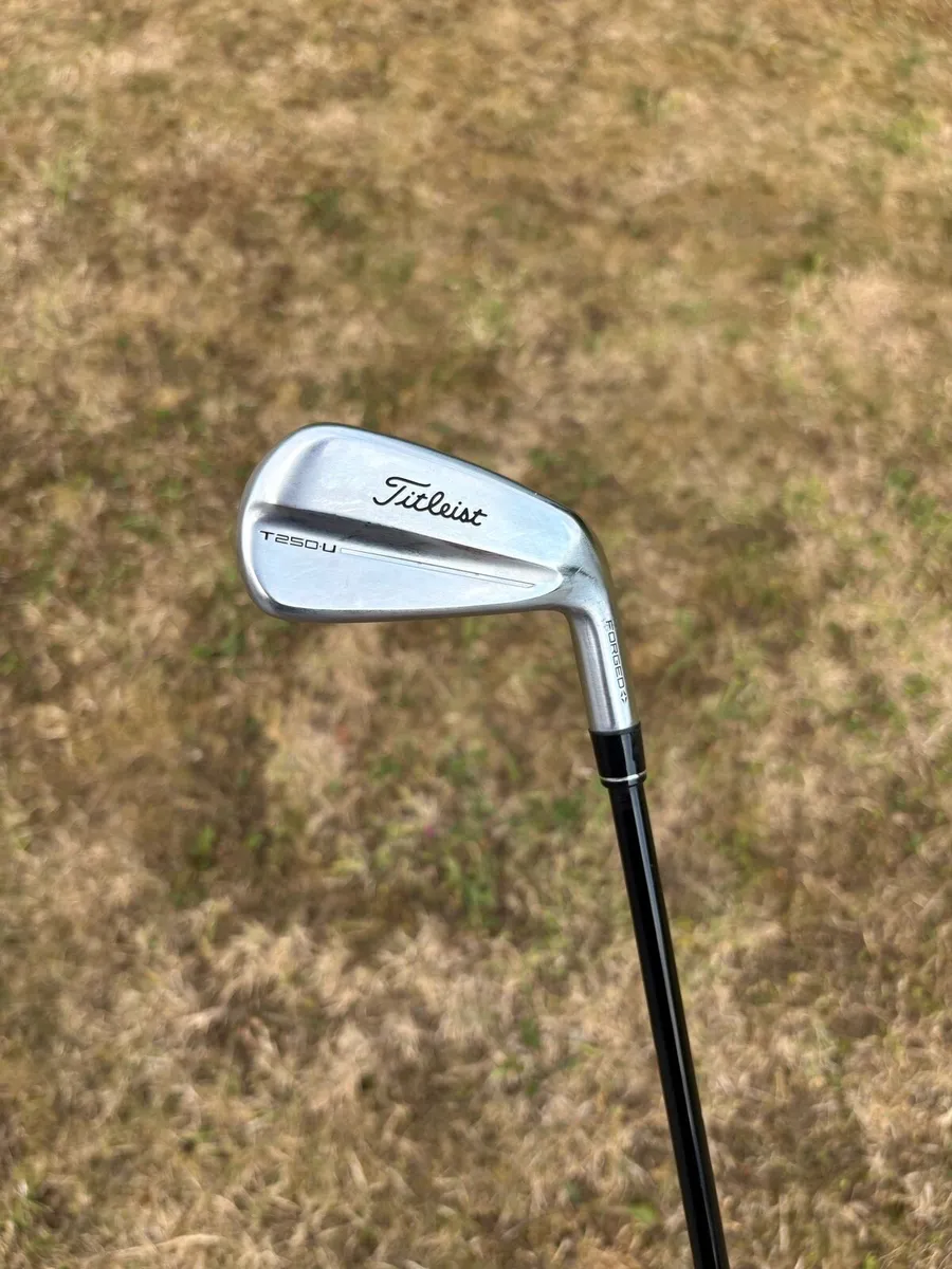 Titleist 250u 3 iron velcore shaft - Image 1