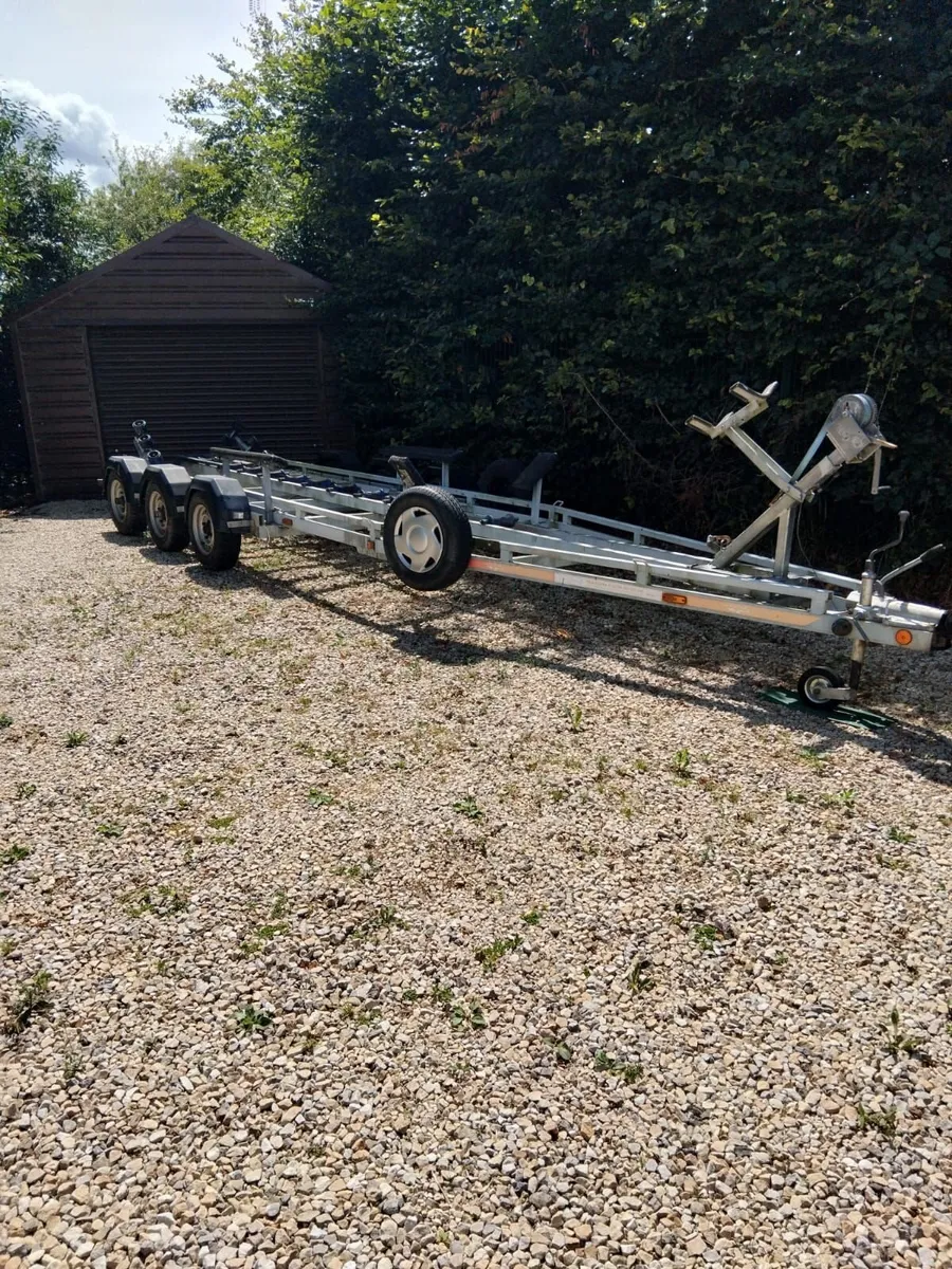 Boat and Trailer - Image 3