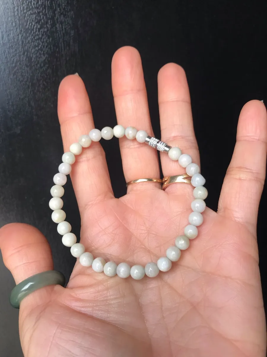 Type A Burma Jadeite Jade Bracelet - Image 1
