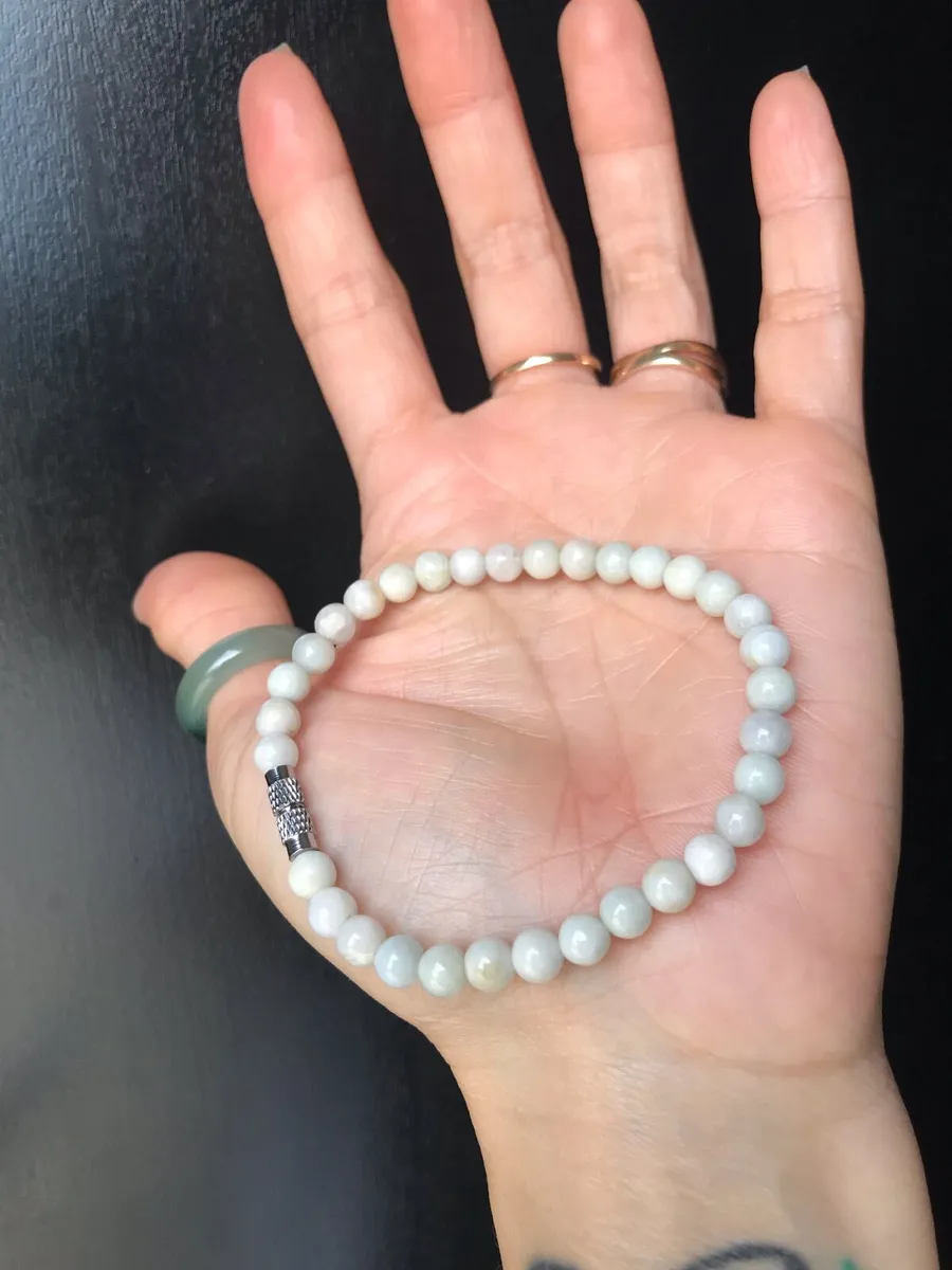 Type A Burma Jadeite Jade Bracelet - Image 2