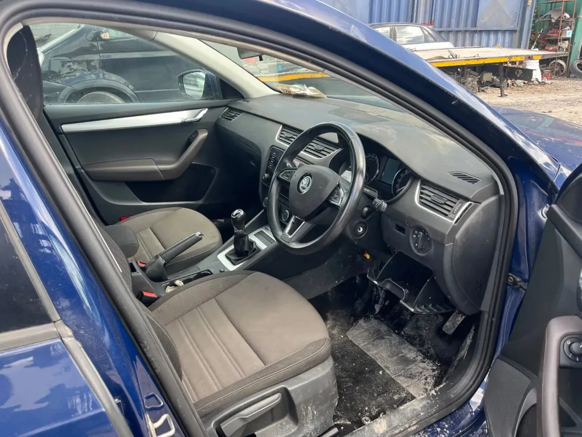 18 Skoda Octavia 1.6 tdi - Image 2