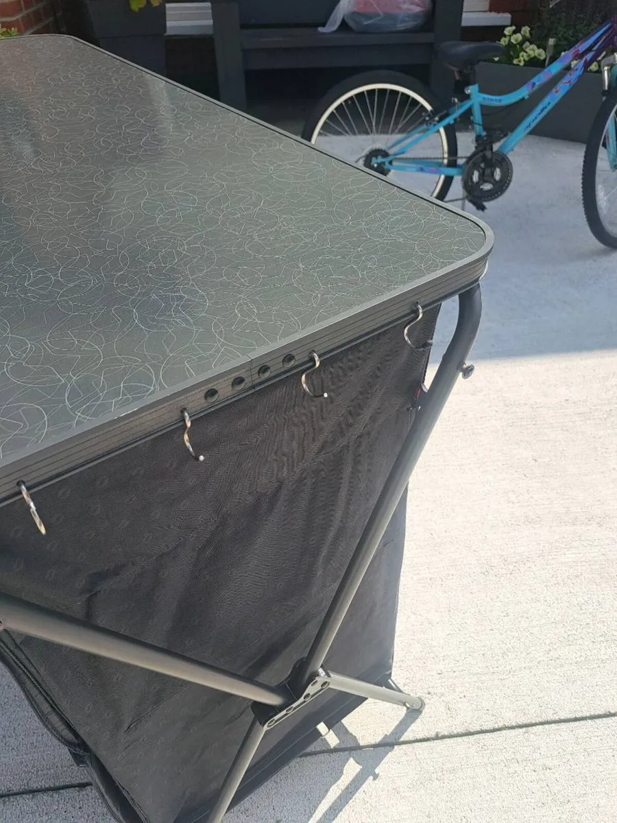 Outwell Aruba camping cabinet - Image 4