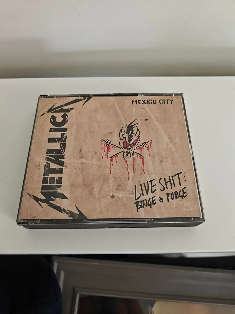 Metallica Live Sh*t: Binge & Purge Mexico City CDs - Image 1