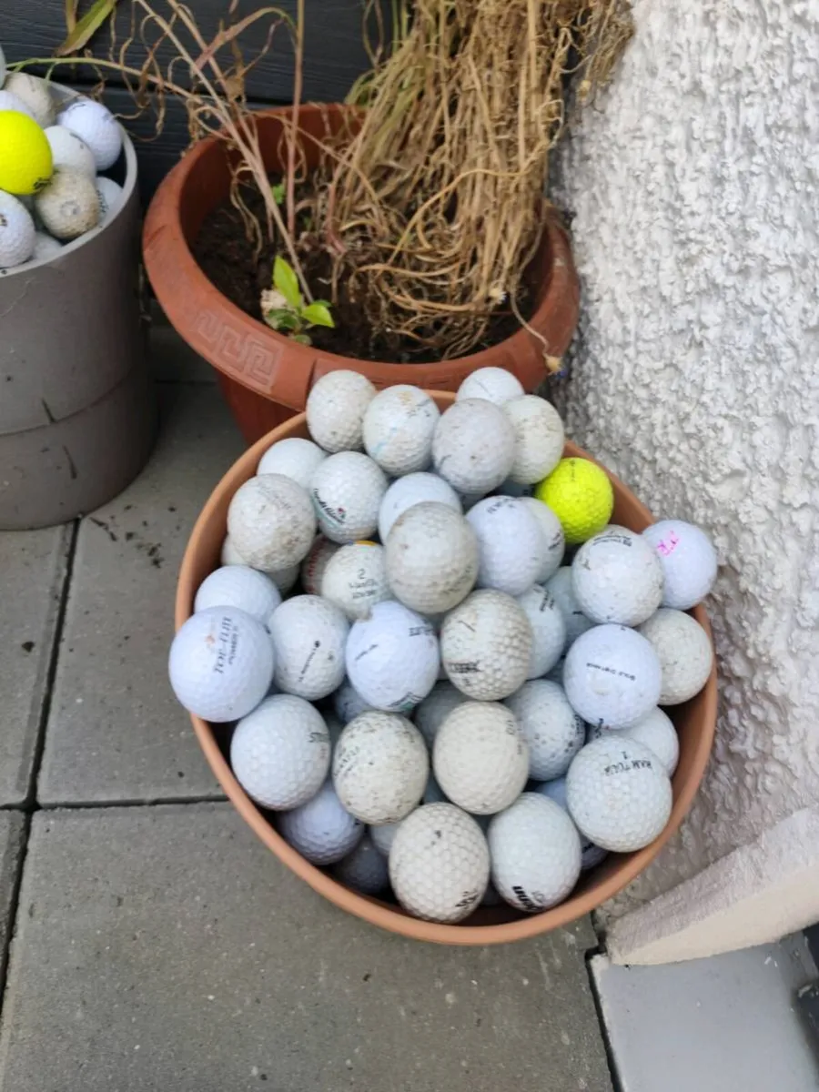 Large selection of Golf Balls - Image 2