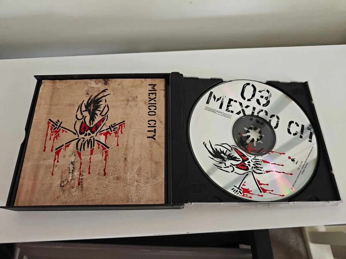 Metallica Live Sh*t: Binge & Purge Mexico City CDs - Image 4
