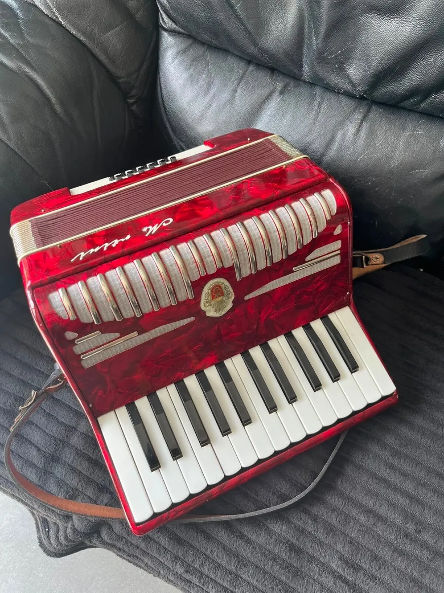 Martini piano accordion - Image 3