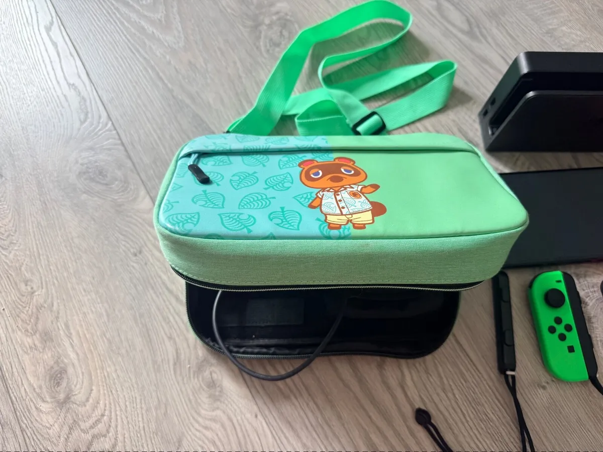 Nintendo OLED Switch - Image 2