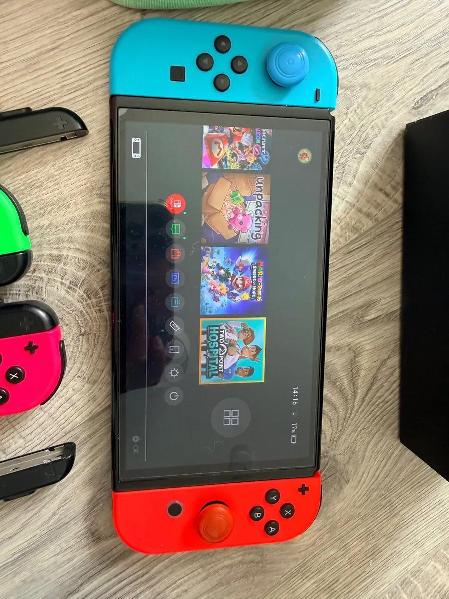 Nintendo OLED Switch - Image 1