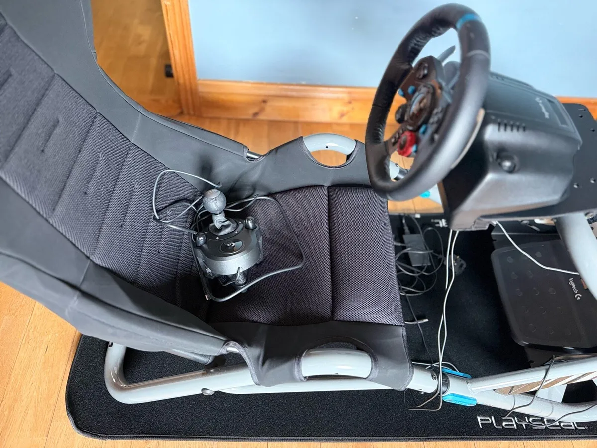 Logitech G Edition sim seat - Image 4