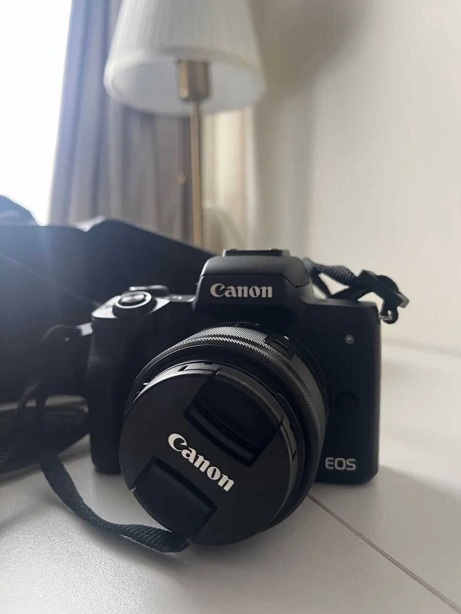 Canon EOS M50 Mark II - Image 1