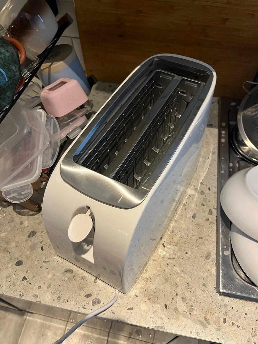 Toaster 4 slice - Image 1