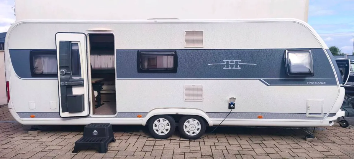 2017 Hobby Prestige 650 - Image 1