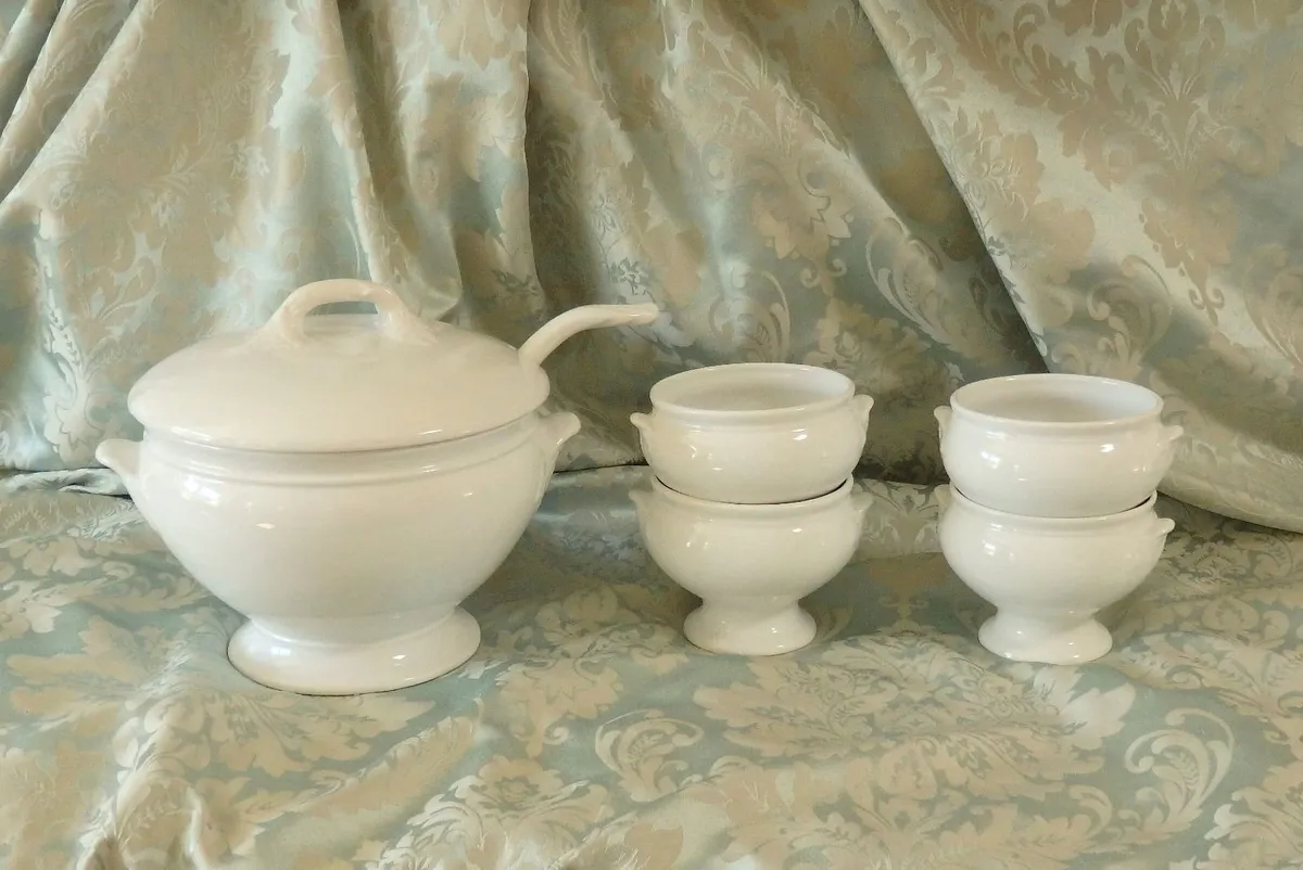 French-Style Soup Tureen & Bowl Set - Image 1