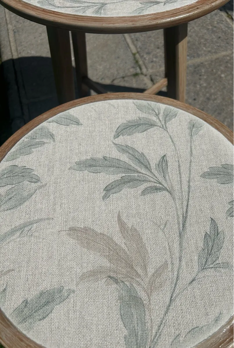 Nest of tables - Image 3