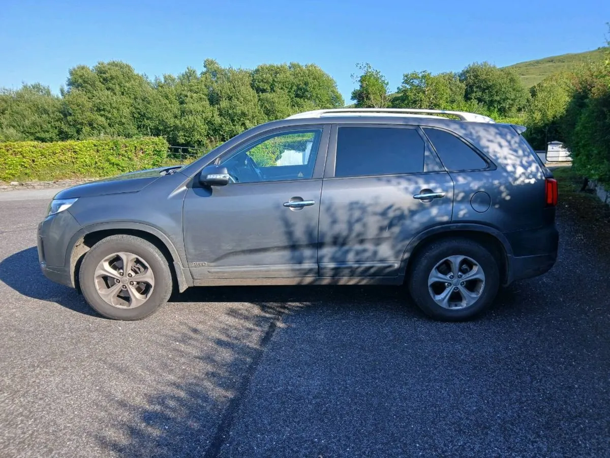 141 Kia Sorrento Automatic 4WD - Image 3