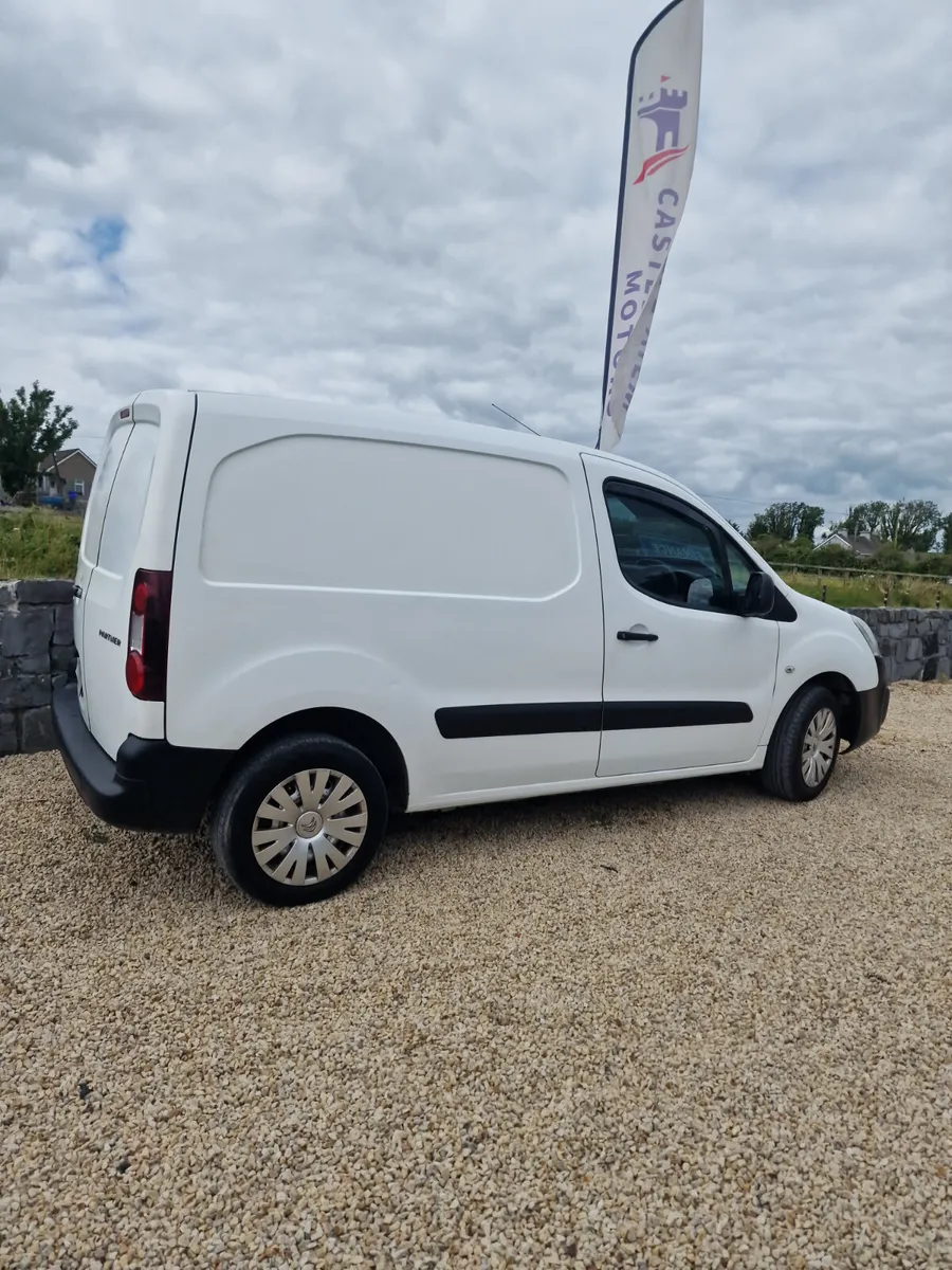 162 Peugeot Partner New Doe - Image 2