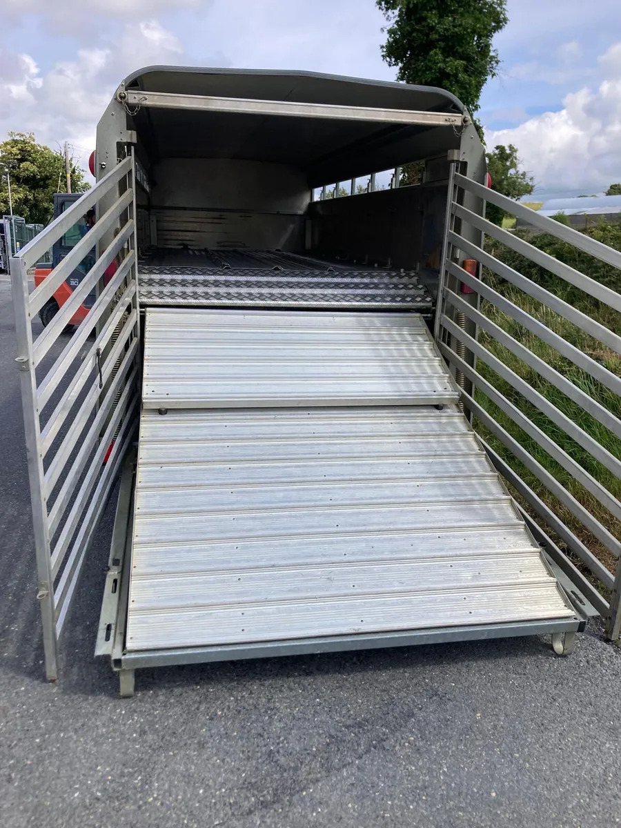 23 Ifor Williams Sheep Deck Trailer 14ft Tri Axle - Image 4