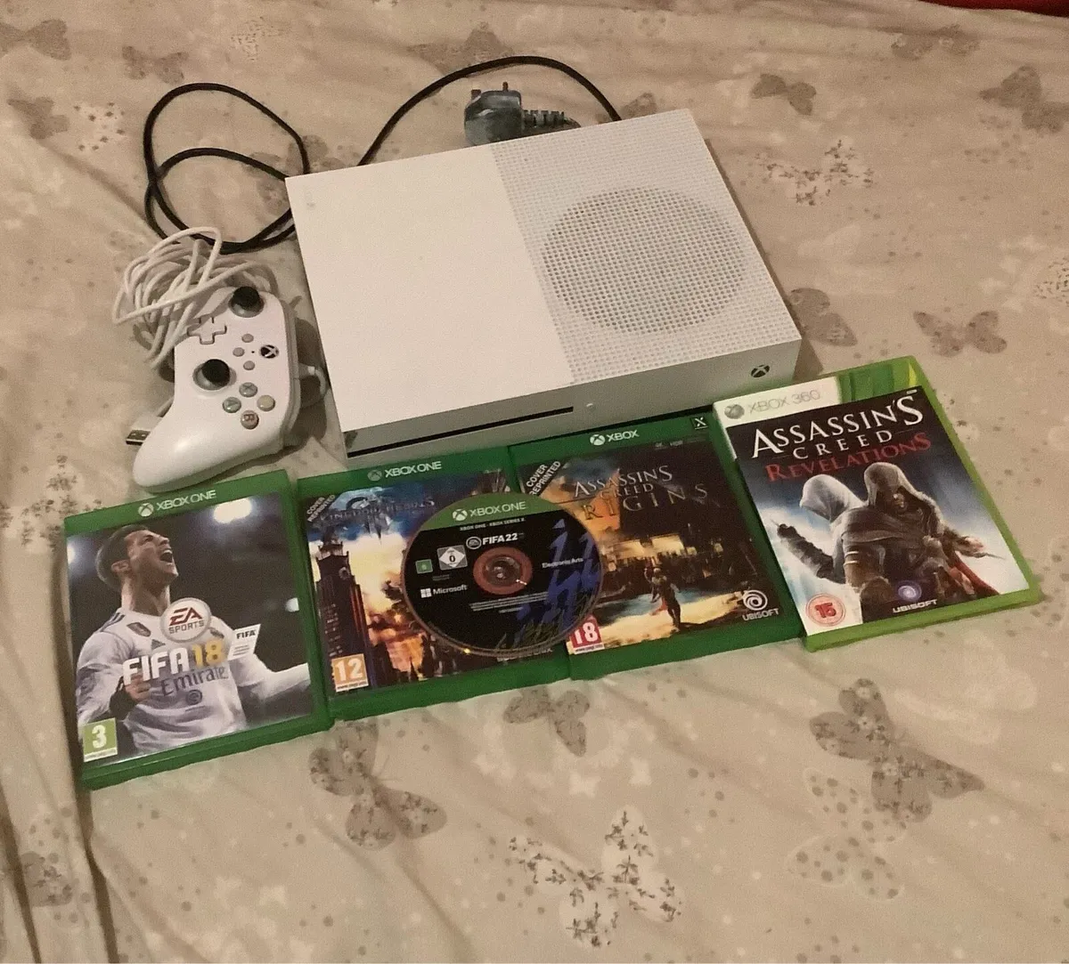 Xbox one + controller + Games