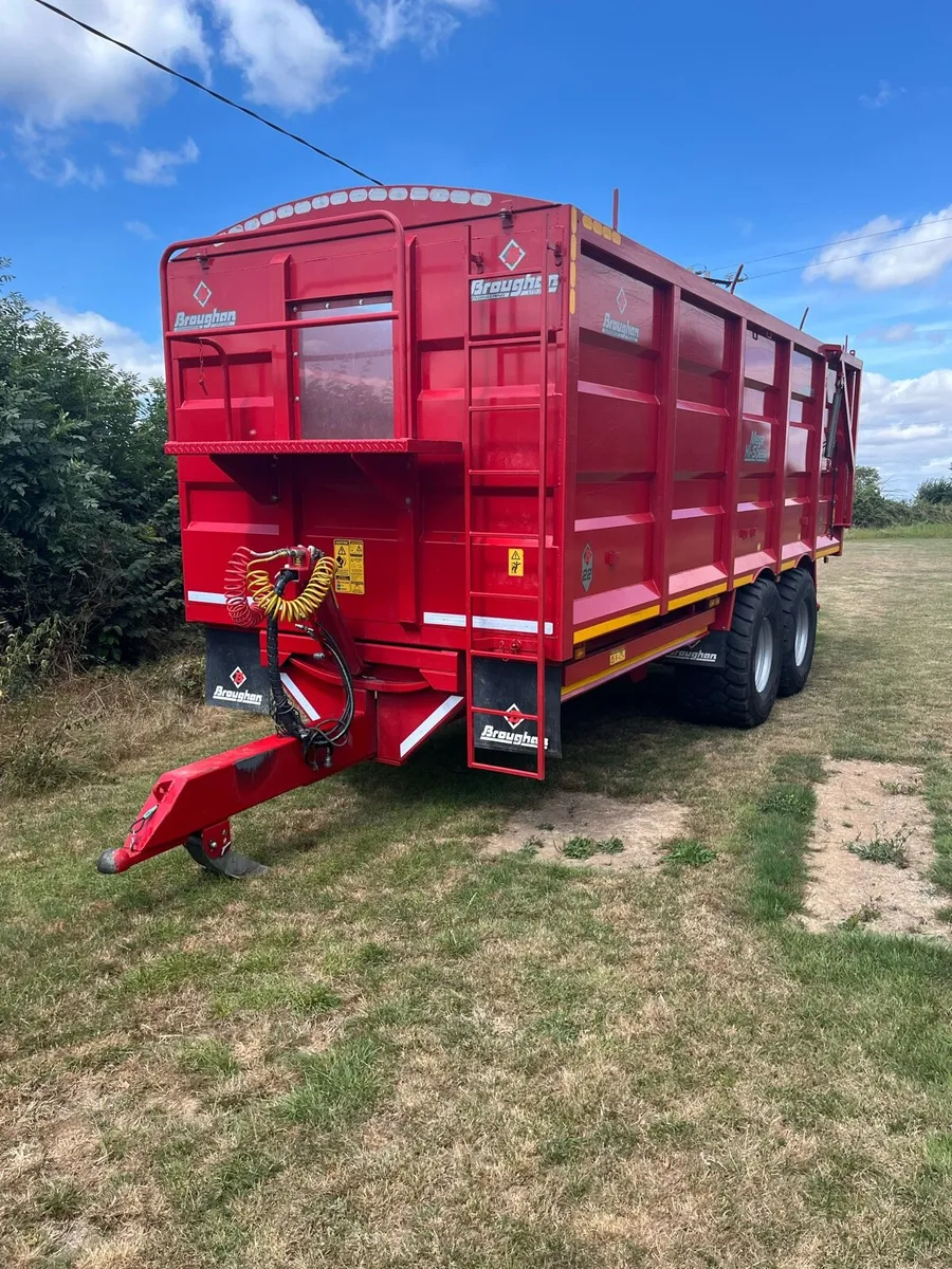 Broughan 22ft grain trailer - Image 1