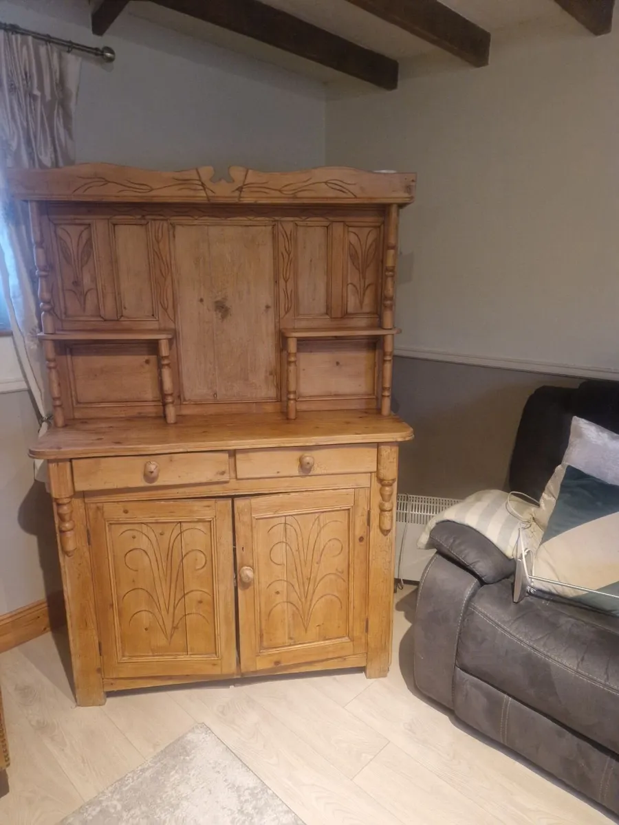 Antique pine dresser - Image 1