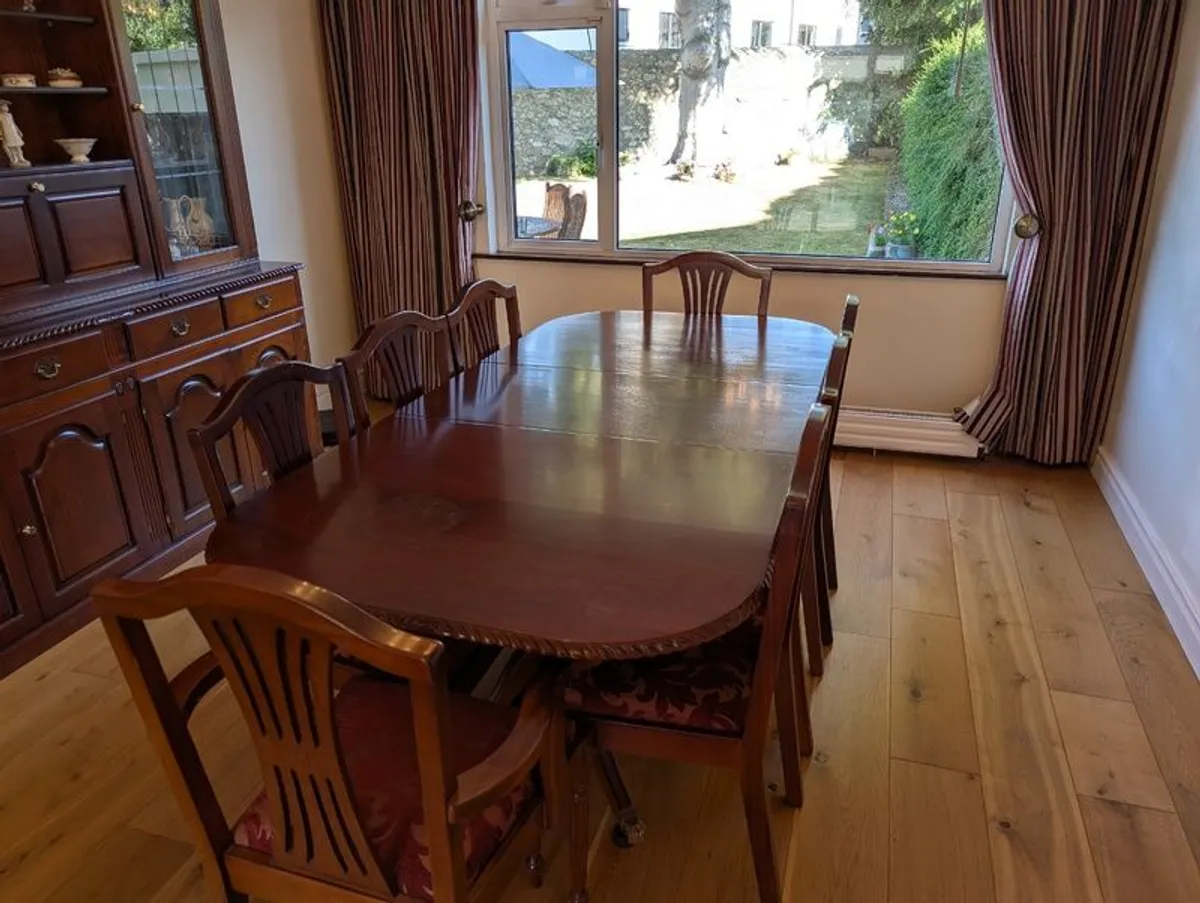 Solid Mahogany Extending Dining Table & 6 Chairs - Excellent Condition - Image 1