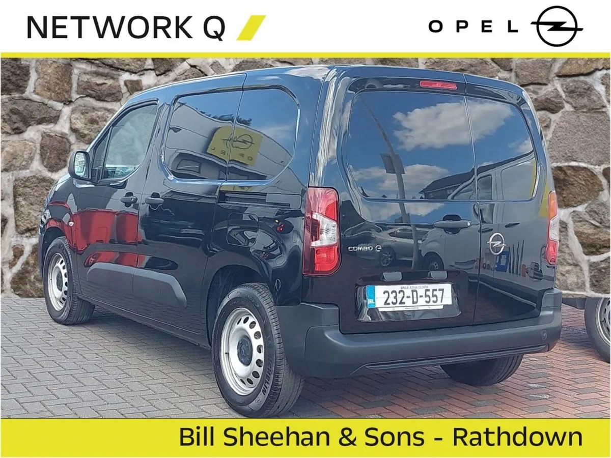 Opel Combo e-Edition Plus BEV 100kw 8 Speed Auto - Image 4