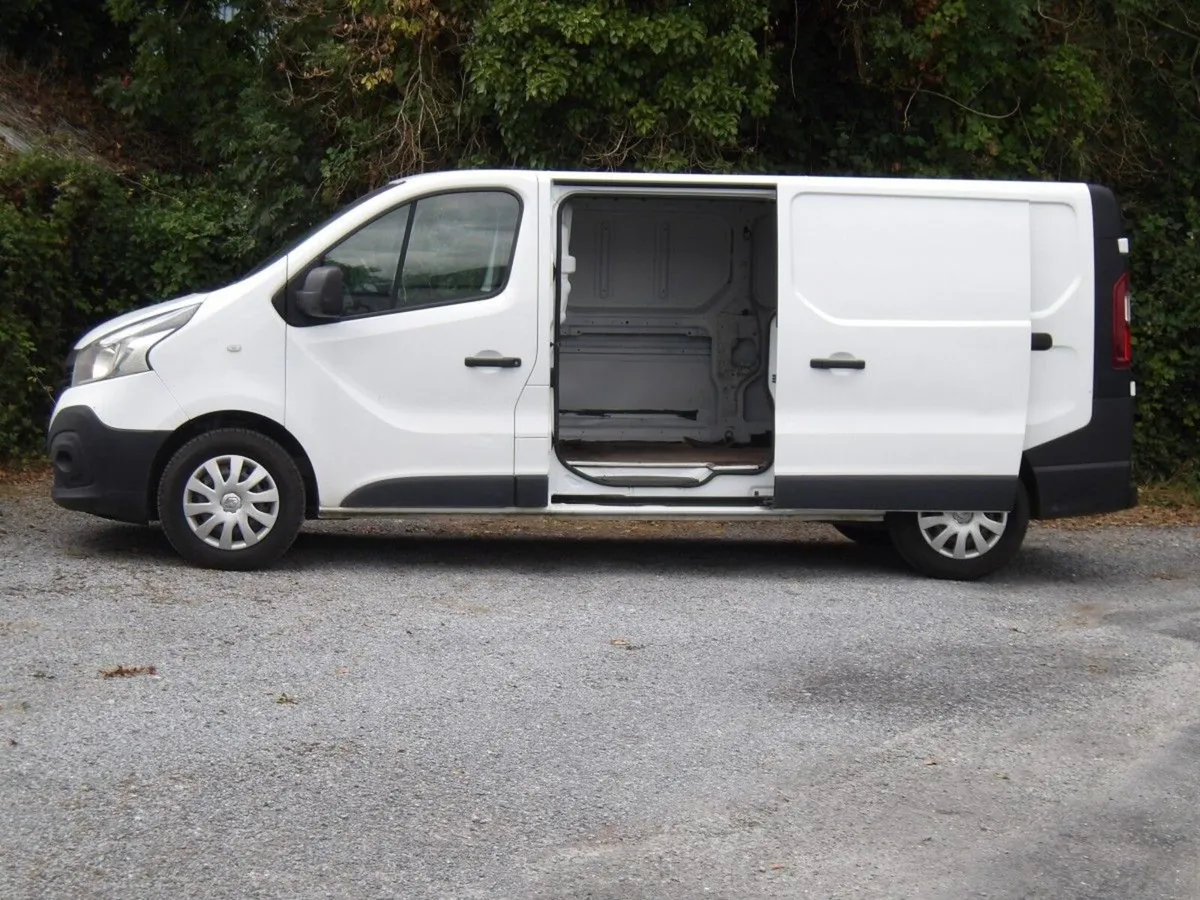 Renault Trafic TRAFIC LL29 DCI 120 BUSINESS 3 - Image 4