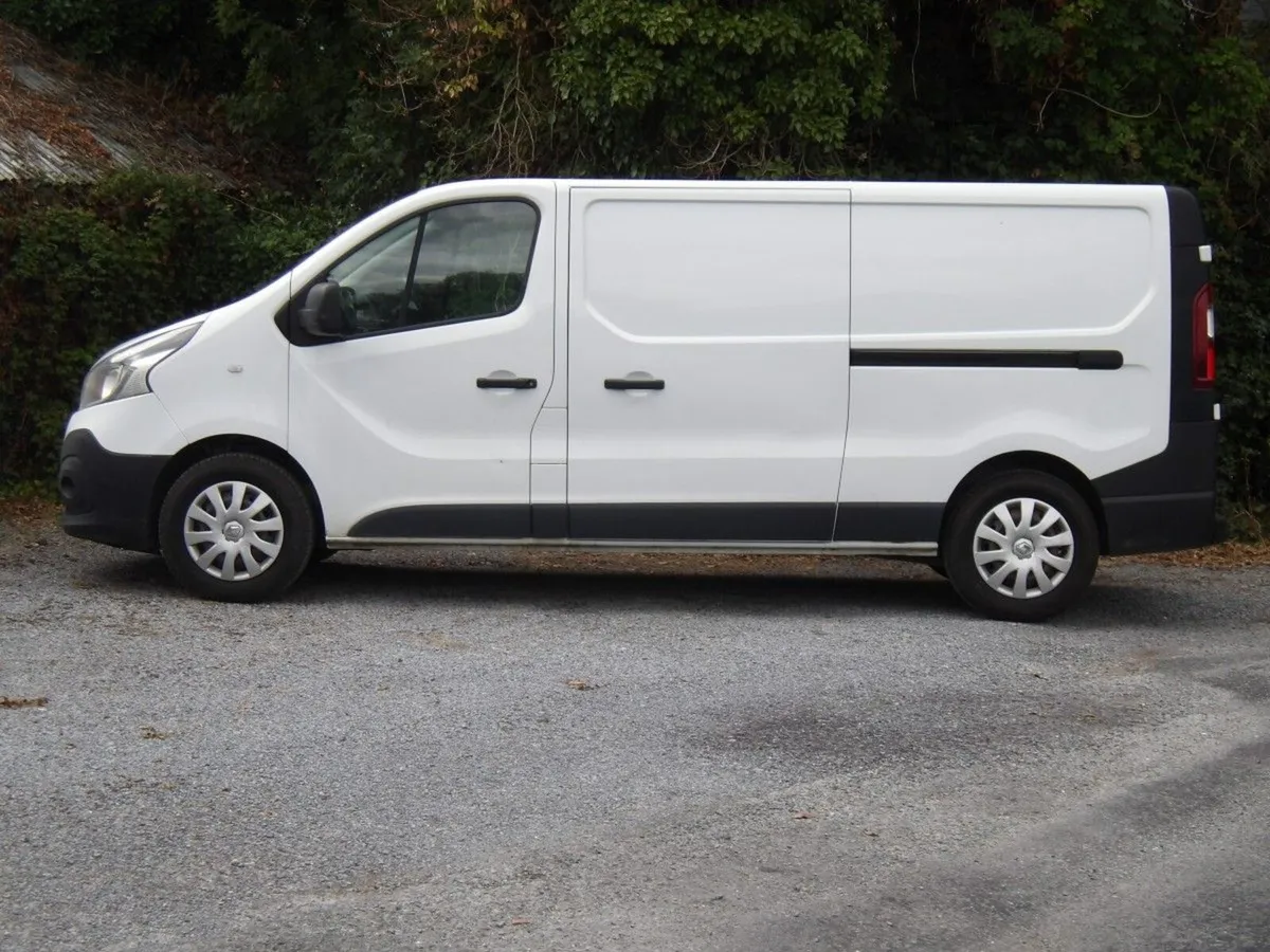 Renault Trafic TRAFIC LL29 DCI 120 BUSINESS 3 - Image 1
