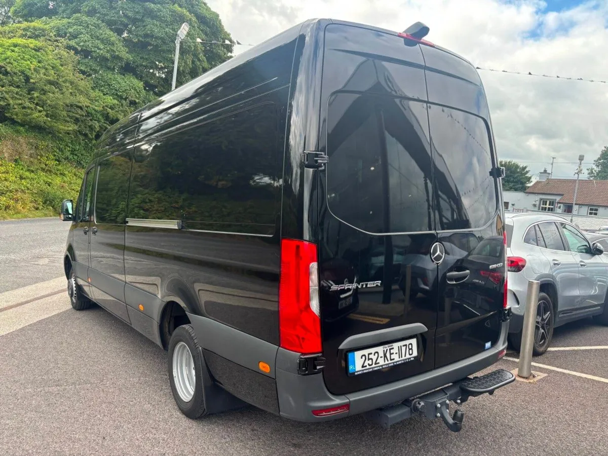 Mercedes-Benz Sprinter 519LWB HIGH ROOF SELECT AUT - Image 3