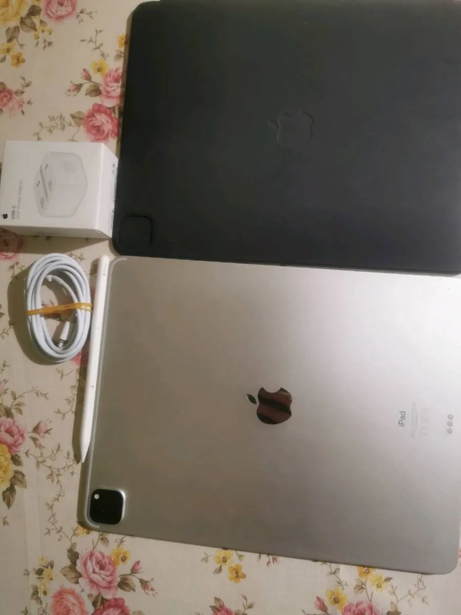 Ipad pro 12.9 inch 6th generation - Image 2