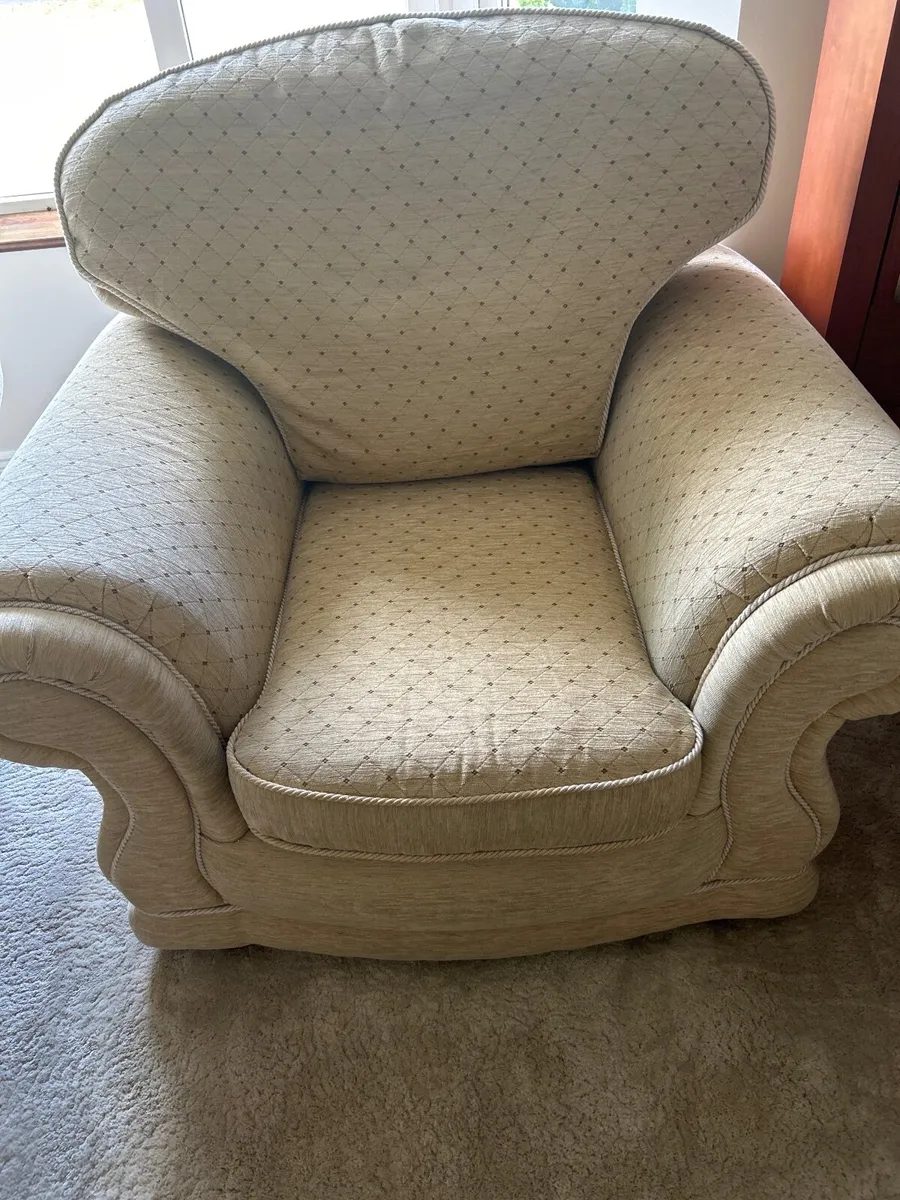Suite of Furniture - Image 3