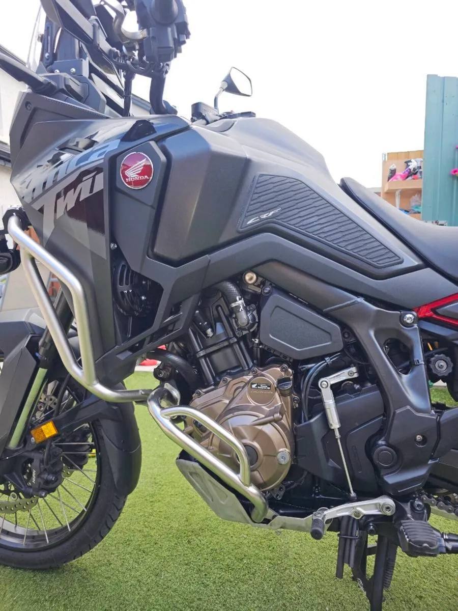 2024 Honda Africa Twin 1100 - Image 4