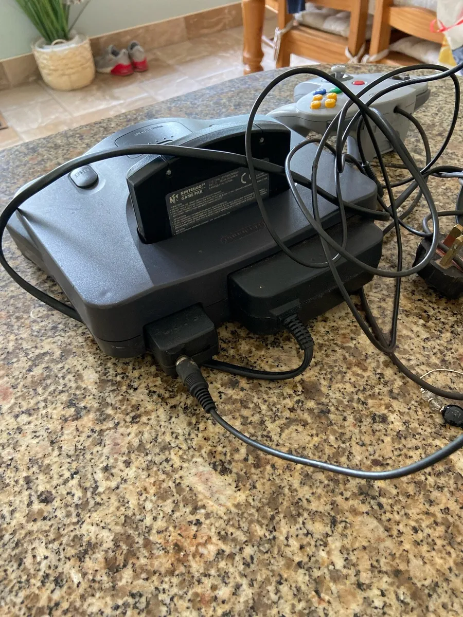 Nintendo. 64 - Image 2