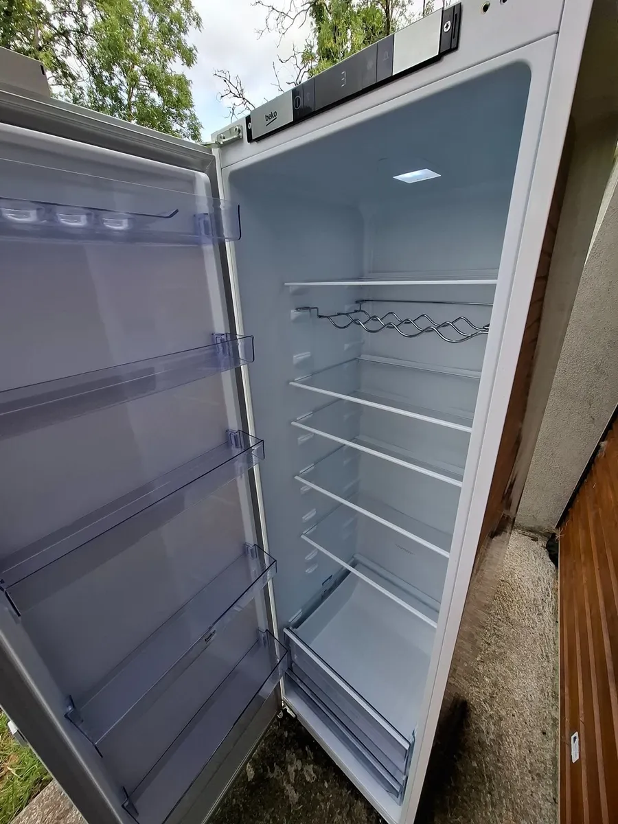 Fridge -Perfect Condition- - Image 2