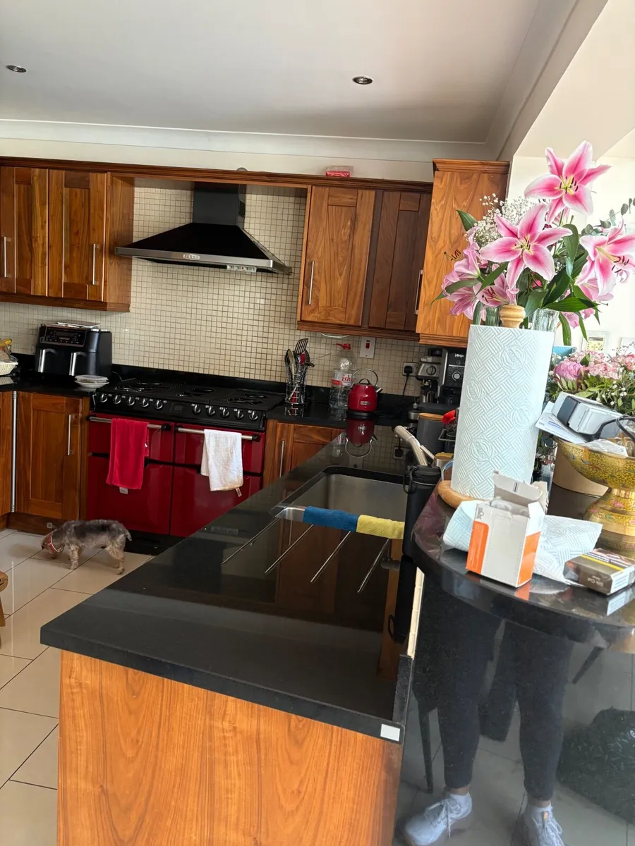 Kitchen - Image 4